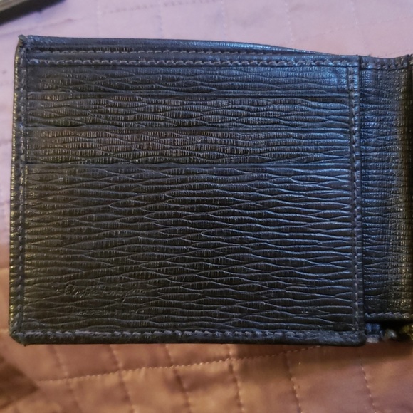 Salvatore Ferragamo wallet - Picture 3 of 3